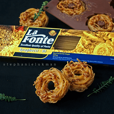 Donat Spaghetti